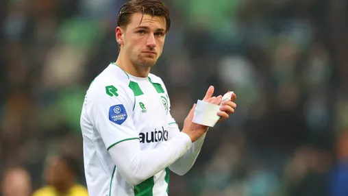 Ajax-target Resink spreekt zich uit: 'Als speler hoop je op iets meer samenwerking...'