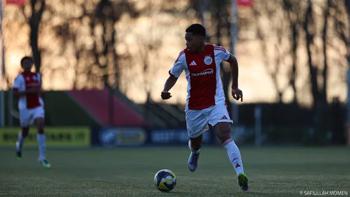 Ajax-vertrek na acht maanden van Jeremayo Levant is onbegrijpelijk