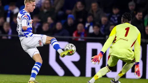 Jong Ajax verliest met klinkende cijfers op bezoek bij promotiekandidaat De Graafschap