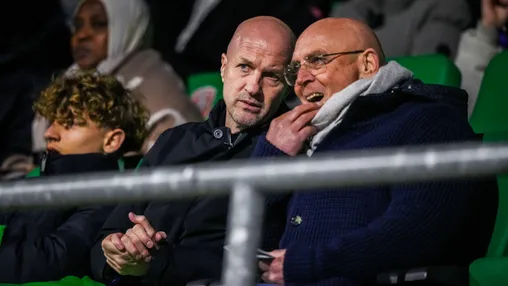 Schreuder levert 'perfecte sollicitatie' af bij Ajax: 'Waarom moeilijke oplossingen zoeken?'