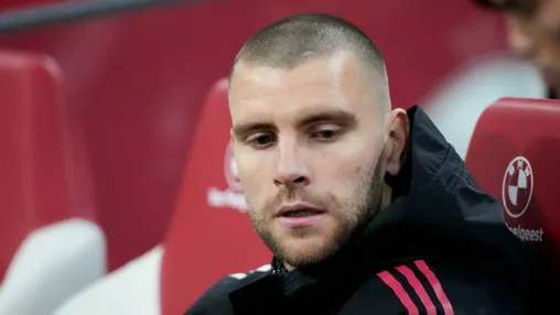 Debuterende Paes vervangt Jaros tegen NEC, Grim kiest vervanger voor afwezige Klaassen