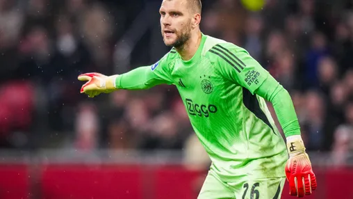 Paes ziet veel mogelijkheden bij Ajax: 'Tweede plaats is zeer realistisch'