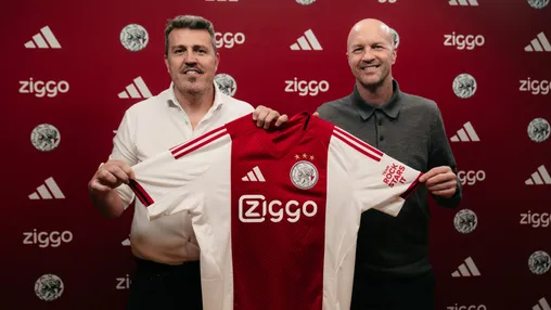 Ajax schakelt razendsnel en stelt García aan als opvolger Weijs bij Jong Ajax