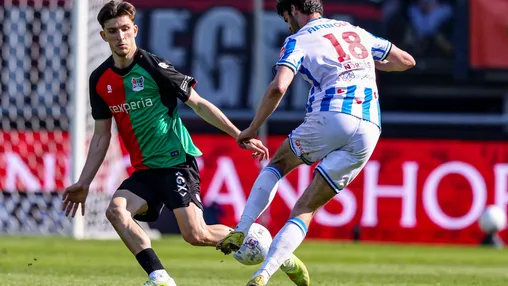 Rondom Ajax: Kaplan in Team van de Week: 'Of hij terug moet naar Ajax? Kom er daar maar eens tussen'