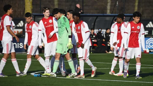 LIVE 18.30 uur | Feyenoord O17 - Ajax O17 (0-1)