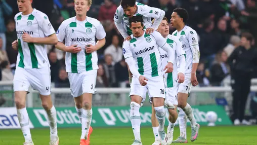 Supporters FC Groningen niet welkom bij play-offduel met Ajax; club beraadt zich