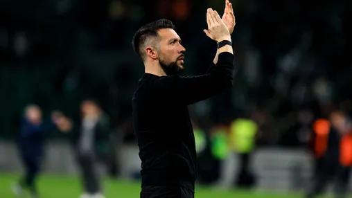 Buitenland: Farioli en FC Porto laten na te profiteren van misstap Sporting CP