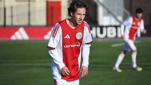 Nas ziet groot verschil tussen Ajax en Excelsior: 'Vooral in de professionaliteit'
