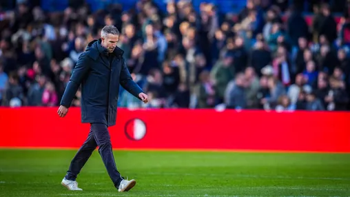 Van Persie vreest blessureproblemen richting Klassieker: 'Dat kan vervelend worden'