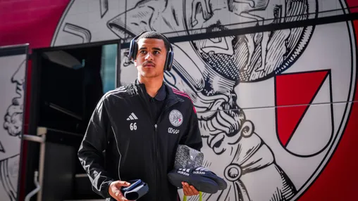 Rondom Ajax: Ouazane kan periode extra glans geven met persoonlijke prijs