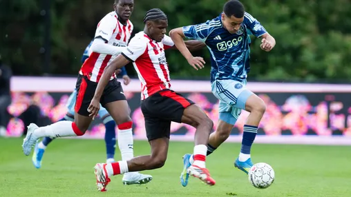 Ouazane eist meer van zichzelf: 'Laten zien dat je de beste bent op het veld'