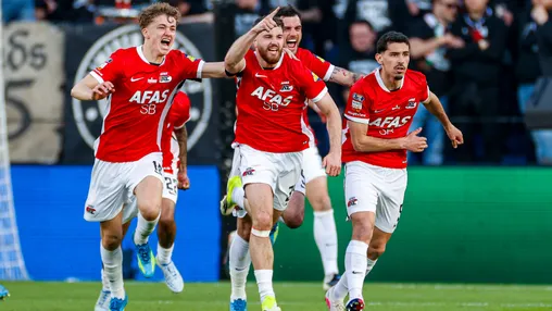 AZ toont klasse en wint comfortabel van NEC in bekerfinale