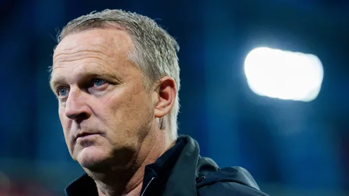 Van den Brom zag FC Twente 'fysiek overeind blijven' tijdens oefenzege op Ajax: 'Mooi om te zien'