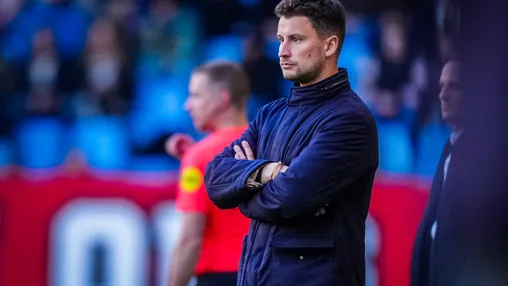 Nuijten ontstemd over prestatie van vermoeid Jong Ajax: 'Wij spelen Vitesse in de kaart'