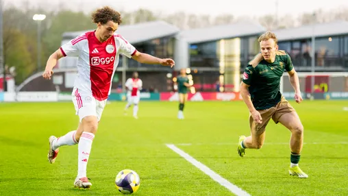 LIVE 20.00 uur | Jong Ajax - TOP Oss (0-0)