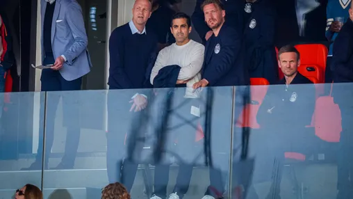 Perez adviseert Ajax in zoektocht naar trainer: 'Iemand die de standaard en normen en waarden waarborgt'