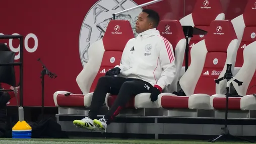 Rondom Ajax: Emanuelson verwacht dinsdag duidelijkheid over toekomst bij Ajax