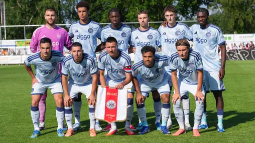 Preseason: Ajax groeit in druk zetten, Henrique debuteert en Mokio blinkt uit