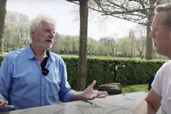 NLP NTI-oprichter dolt met Bram Bakker: 'Alles is projectie'