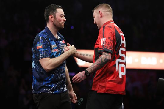 Latest darts news deals