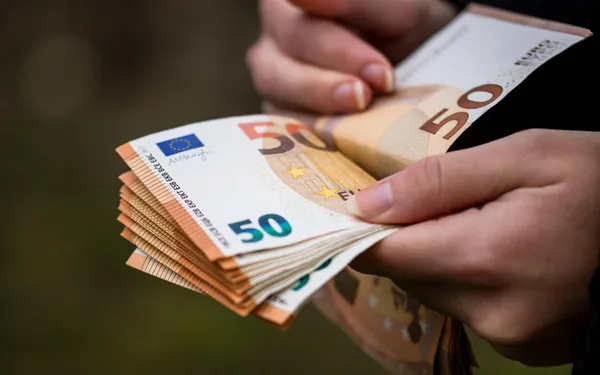 Zoveel spaargeld zou jij als Belg eigenlijk moeten hebben: "Verschil tussen gemoedsrust en stress"
