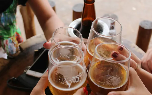 Is alcoholvrij bier écht beter voor je dan bier met alcohol? "Er zit vaak wel een addertje onder het gras"