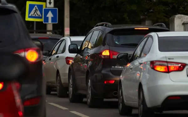 Tegenwoordig staan we ook in het weekend stil op Belgische wegen: komt dit door het soort auto's waarmee we rijden?