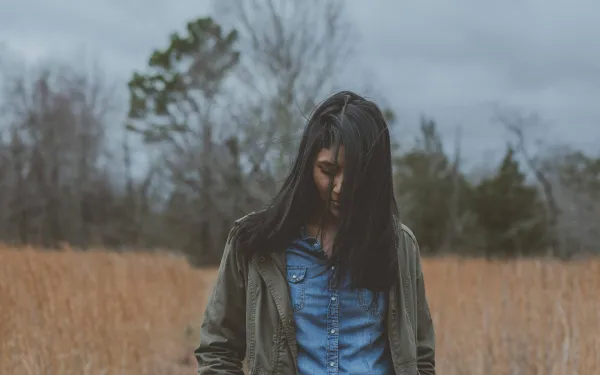 Tanja (33) zit met de handen in het haar: "Mijn vriend heeft plots een pop voor wie hij zelfs lingerie koopt. Nu wil hij een triootje!"