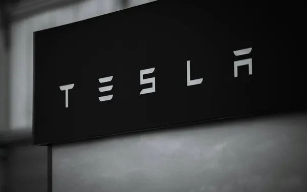 Elon Musk kondigt revolutionaire Tesla-functie aan die de auto-industrie voorgoed kan veranderen