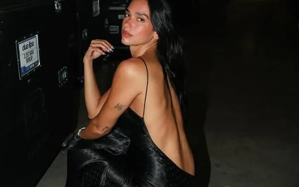 Dua Lipa breekt Instagram doormidden met stomende foto's en iedereen zegt hetzelfde: "Wauw, die benen!"