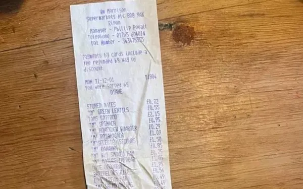 Man vindt rekening van supermarkt uit 2001: mensen geloven hun ogen niet als ze de prijzen zien!