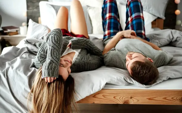 Experts raden mannen aan om hun 'F-spot' te vinden (en te gebruiken): "Zorgt voor geweldige climaxen in bed!"