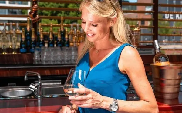 Annelien Coorevits doet paar straffe onthullingen over Temptation Island: "Ze was te wild en moest naar de spoed!"