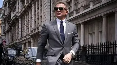 Insiders zijn zeker: deze verrassende acteur wordt de nieuwe James Bond (en zijn verloofde is een mega-ster)