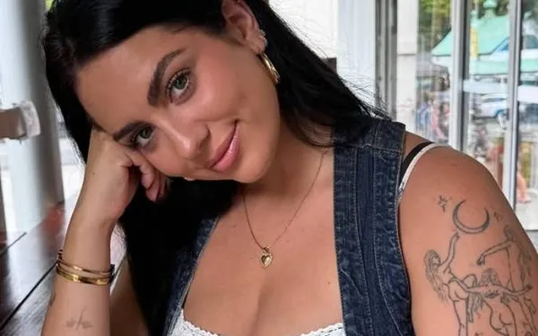 De vriend van Ruby vindt het geweldig dat ze het met andere vrouwen doet: "Maar toen hij mee mocht doen, ging het mis..."