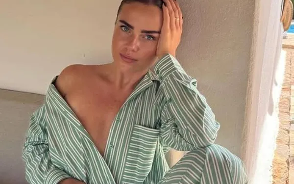 De heerlijke Femke Postma haalt nog eens haar zwemkleding uit de kast en dan is het smullen geblazen (foto's)