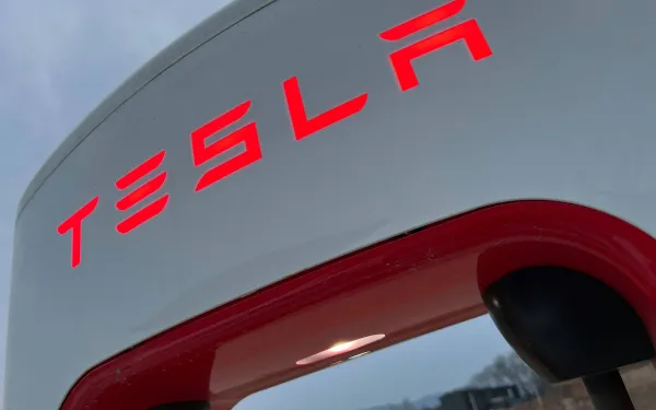 Slechte cijfers voor Tesla, Elon Musk neemt drastisch besluit: "We stoppen ermee"