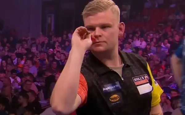 Mike De Decker neemt drastische beslissing na dramatisch WK en 'clash' met de fans: "Het deed te veel pijn"