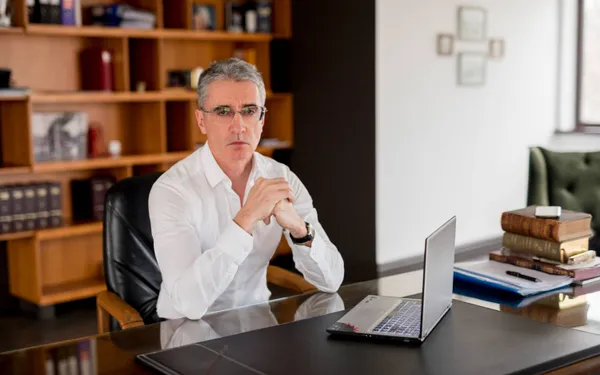 Cijfers voor 2026 onthuld: dit is het waanzinnige verschil tussen pensioen van topambtenaren en de gemiddelde Belg