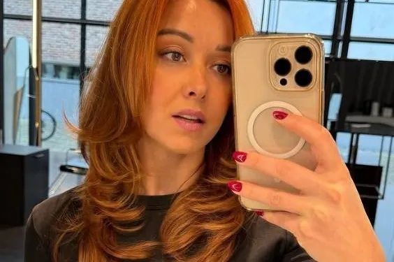 Lotte Vanwezemael verklapt welke 'stoute' dingen ze deed op een picknickbank in een bos: "En iedereen kon het zien..."