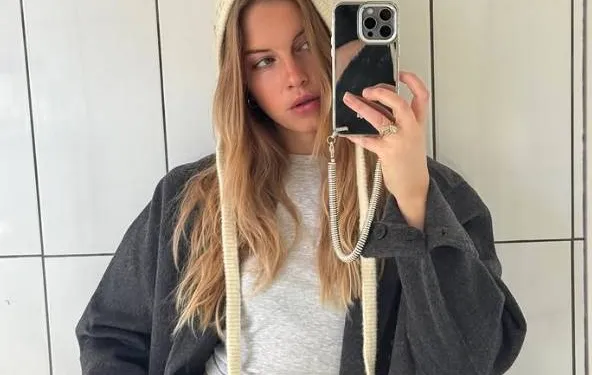 De dag dat... Bab Buelens zich kletsnat maakte in bikini: "Hier kan ik dagen naar kijken!"