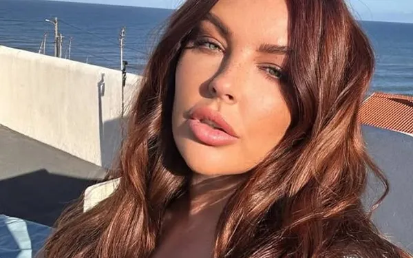 Waarom Sharon Grobben een van de meest gevolgde Vlaamse dames op Instagram is? Deze lingeriefoto's geven je het antwoord...