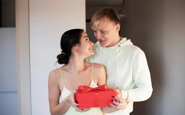 Cadeautips voor je vriendin waar je écht punten mee scoort