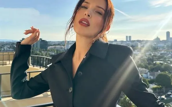 Stranger Things-ster Millie Bobby Brown toont zich in haar slaapkledij... en da's best wel fascinerend