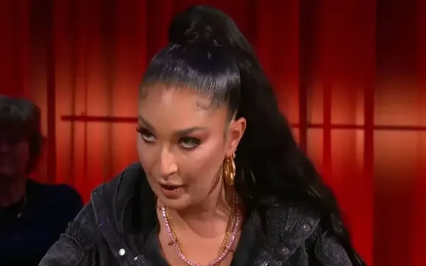 Na de 'clash' met Bart Schols, ligt Soundos El Ahmadi  wéér onder vuur: "Ben je mij aan het bedreigen!?"