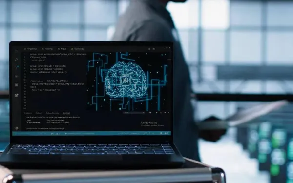 ‘Peetvader van AI’ onthult enige job die kunstmatige intelligentie zal overleven: "Dat is een goede studiekeuze..."