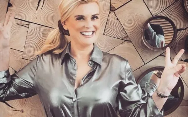 Je herkent ze totaal niet meer... maar Betty uit Big Brother geniet wel in bikini aan het zwembad (foto's)