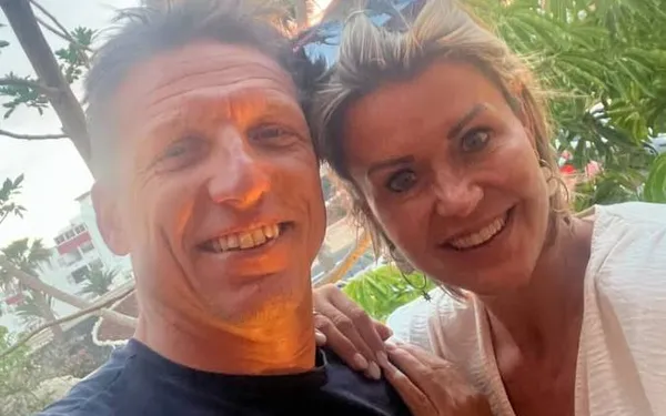 Virginie, de vrouw van Wesley Sonck, pakt uit met snikhete bikinifoto's: "Niemand spreekt nog over Amy!"