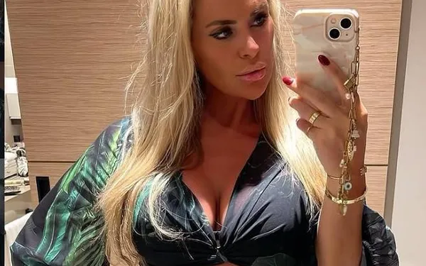 Melissa zorgt voor drama in 'The Real Housewives'... Gelukkig verzachten haar schaars geklede foto's al dat leed!