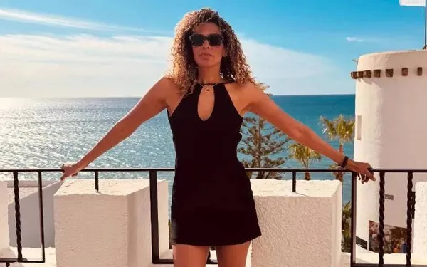 Kerel maakt opmerking over Tatyana Beloy 'zonder kleren', maar krijgt direct een stevige repliek: "Nog nooit gedaan!"